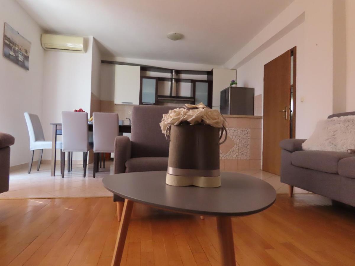 Apartman Rita Apartment Makarska Ngoại thất bức ảnh
